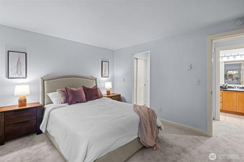 12044 100th Avenue NE Kirkland WA 98034