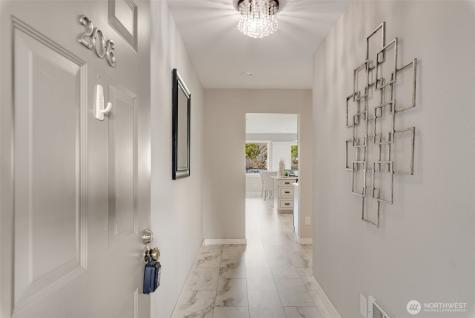 9715 NE Juanita Drive Kirkland WA 98034