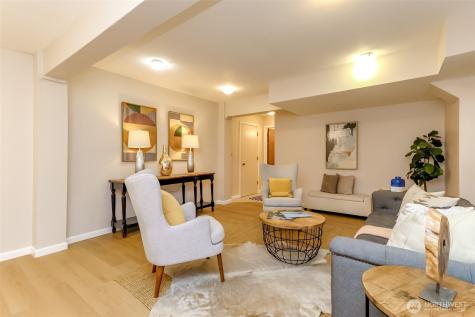 4444 44th Avenue SW Seattle WA 98116