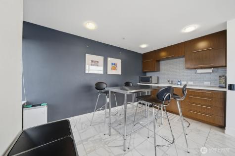 2911 2nd Avenue Seattle WA 98121