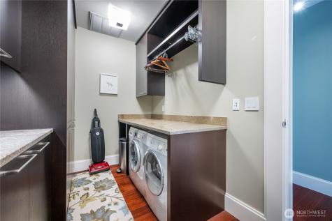 1521 2nd Avenue Seattle WA 98101