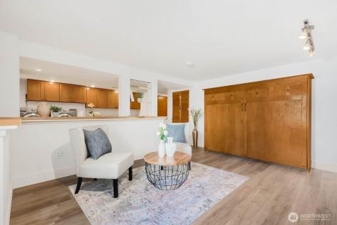 2423 3rd Avenue W Seattle WA 98119