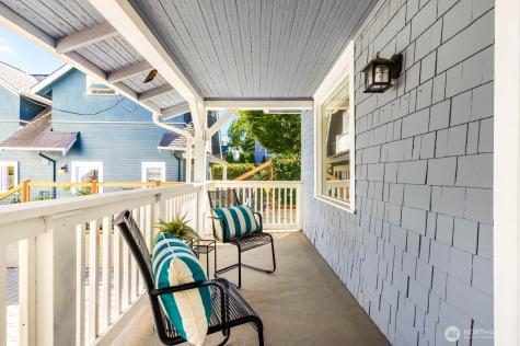 2423 3rd Avenue W Seattle WA 98119