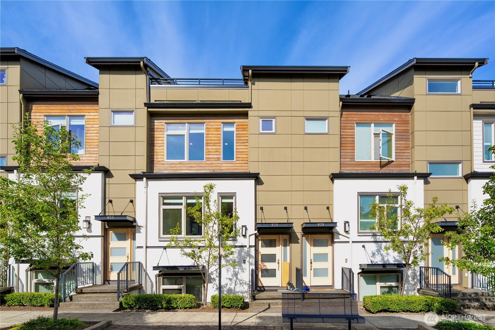 935 7th Avenue NE Issaquah WA 98029