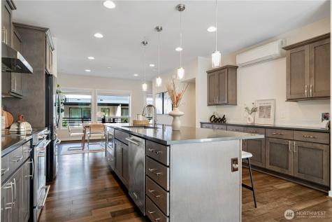 935 7th Avenue NE Issaquah WA 98029