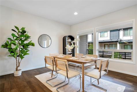935 7th Avenue NE Issaquah WA 98029