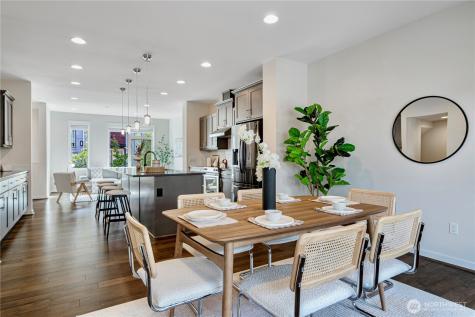 935 7th Avenue NE Issaquah WA 98029