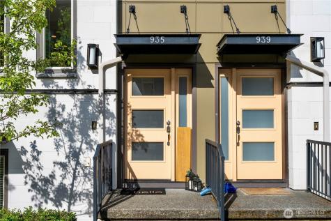 935 7th Avenue NE Issaquah WA 98029