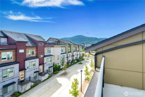935 7th Avenue NE Issaquah WA 98029
