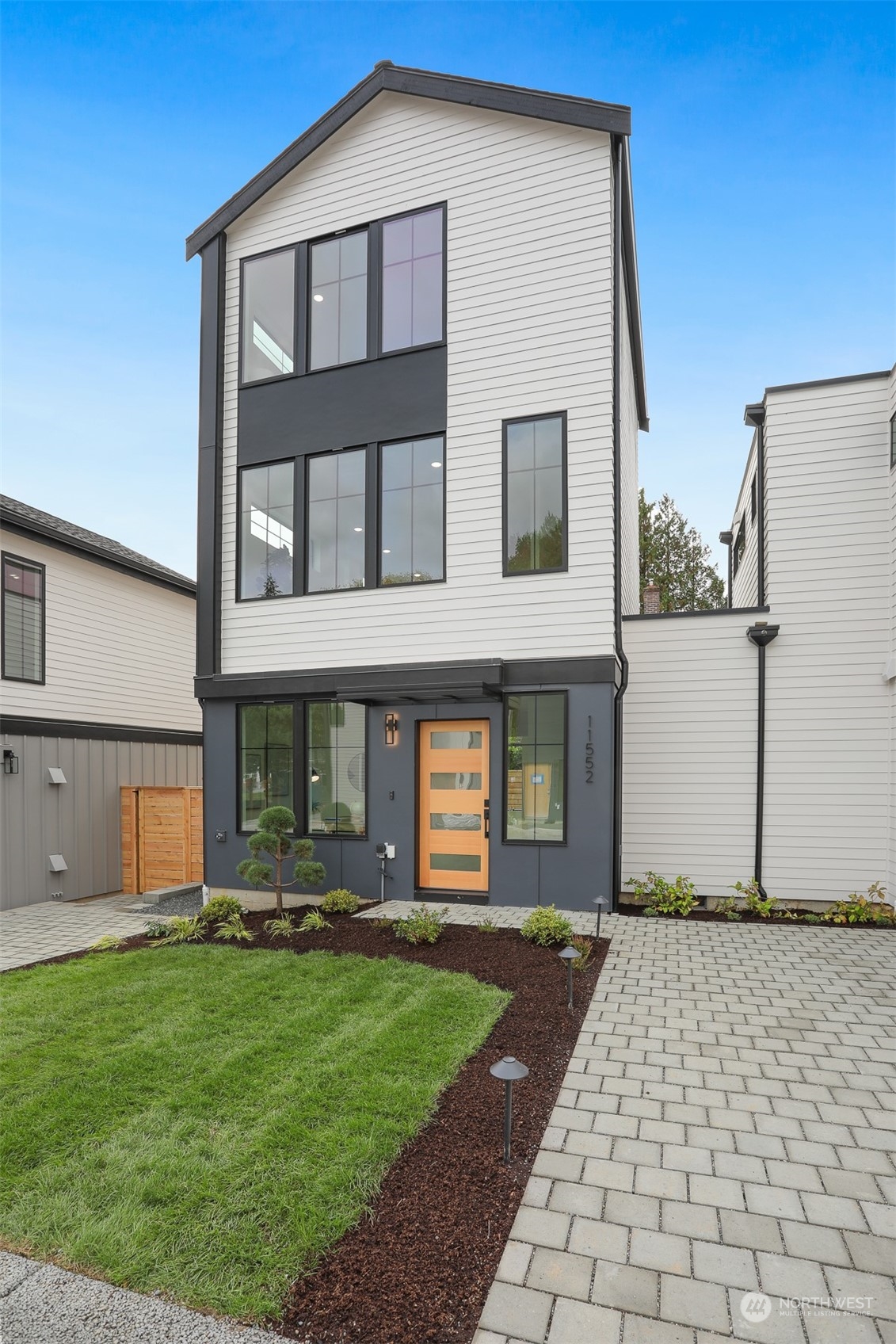2117 N 117th Street Seattle WA 98133