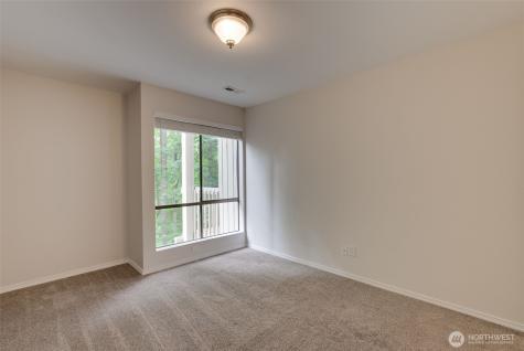10819 NE 37th Place Bellevue WA 98004