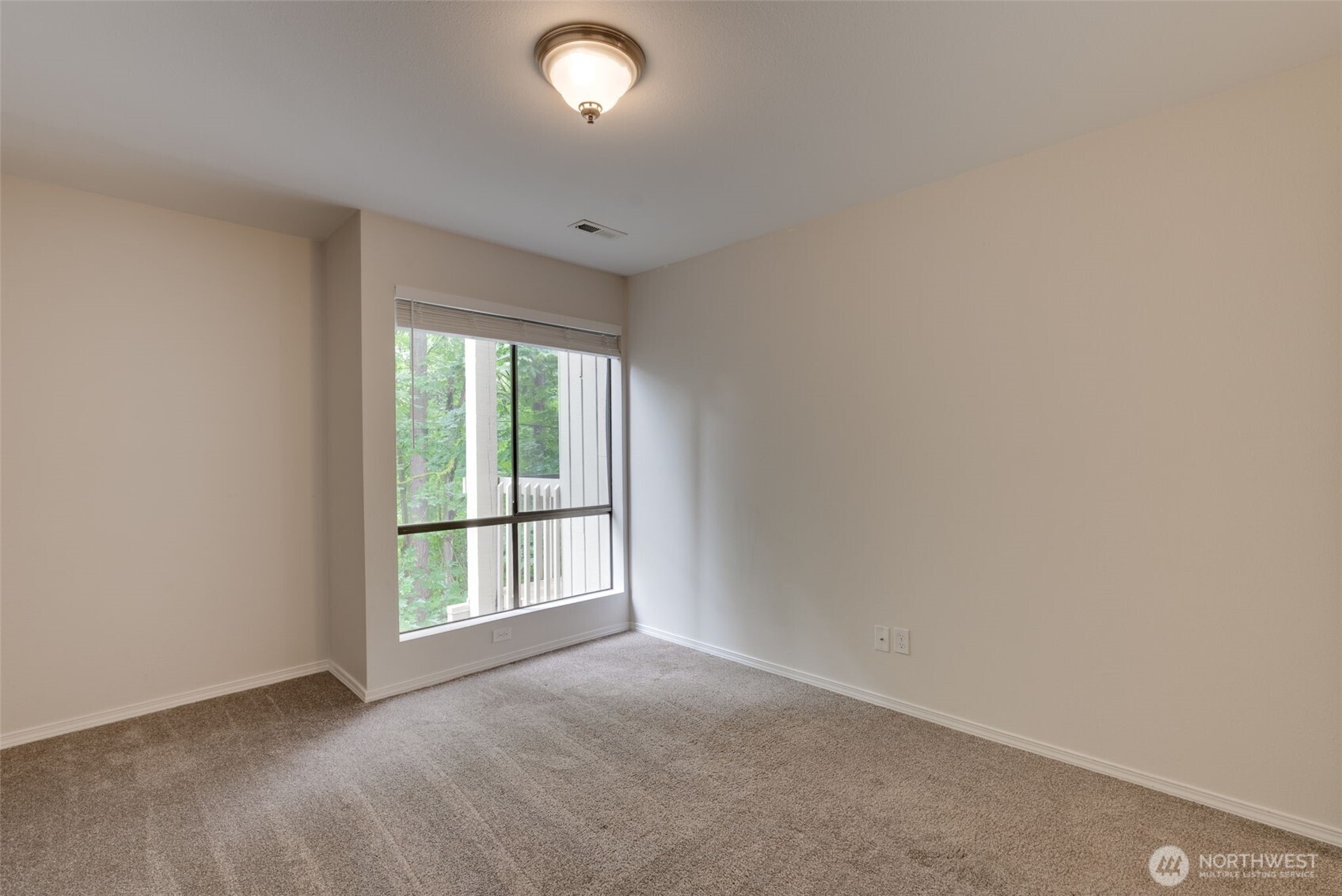 10819 NE 37th Place Bellevue WA 98004