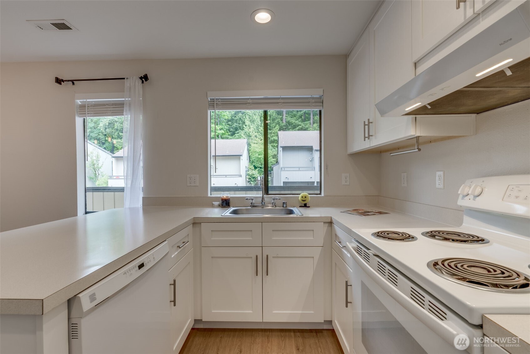 10819 NE 37th Place Bellevue WA 98004