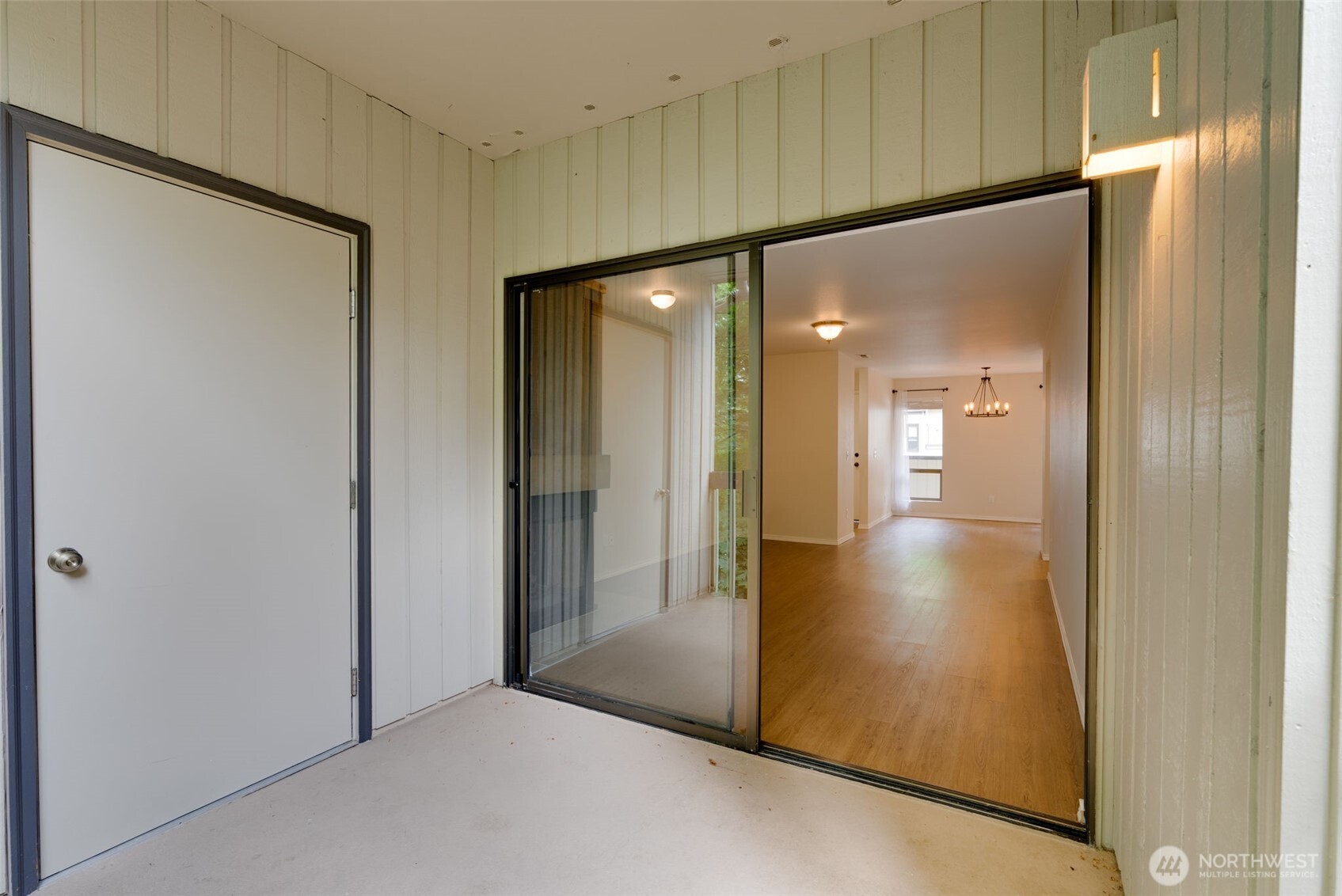 10819 NE 37th Place Bellevue WA 98004