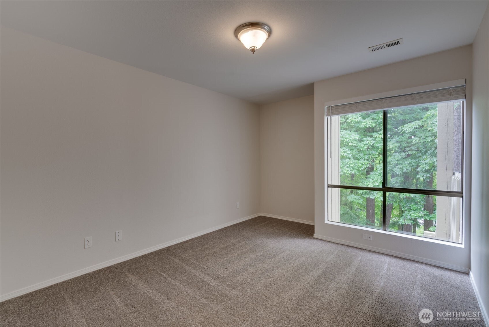 10819 NE 37th Place Bellevue WA 98004