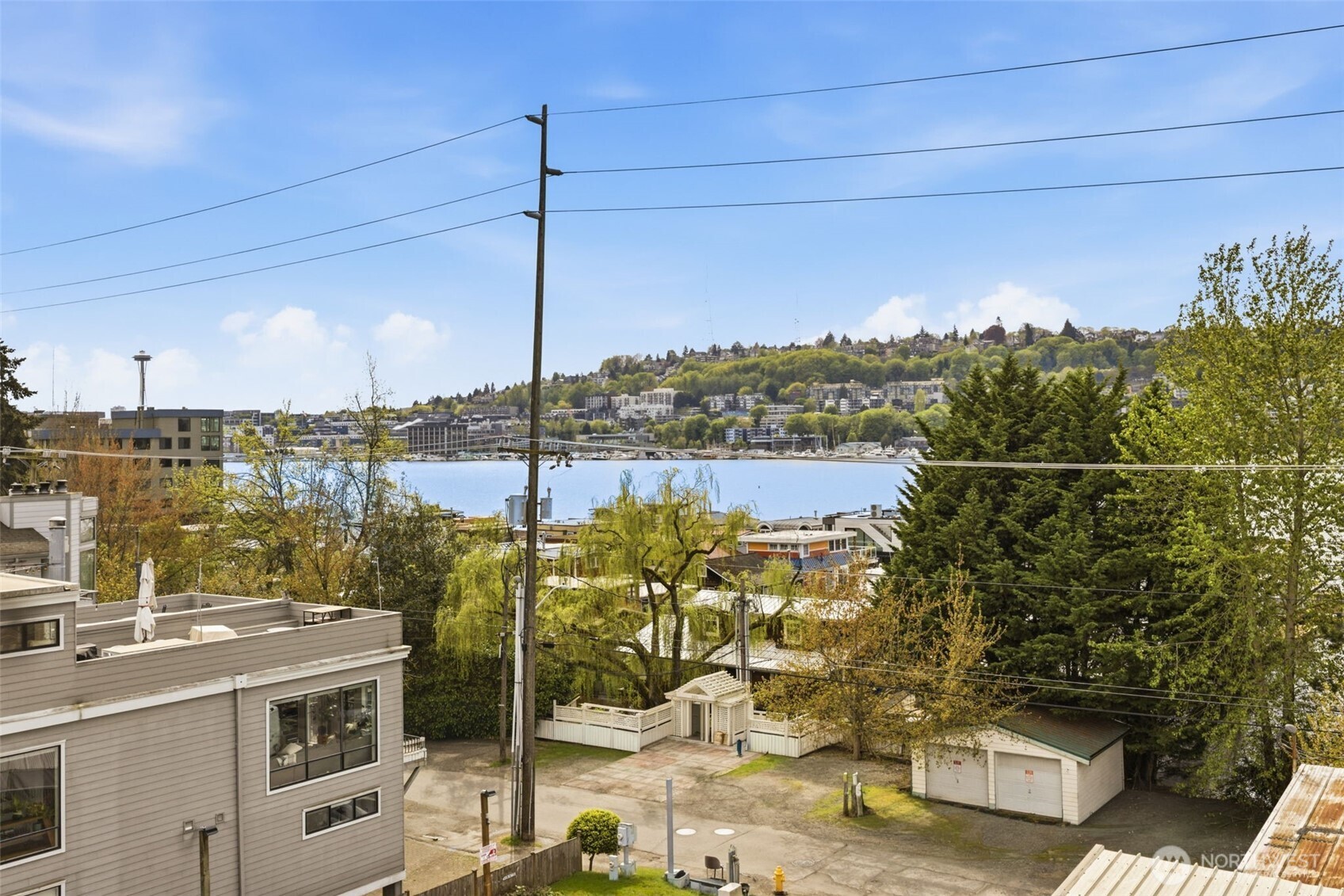 2364 Fairview Avenue E Seattle WA 98102
