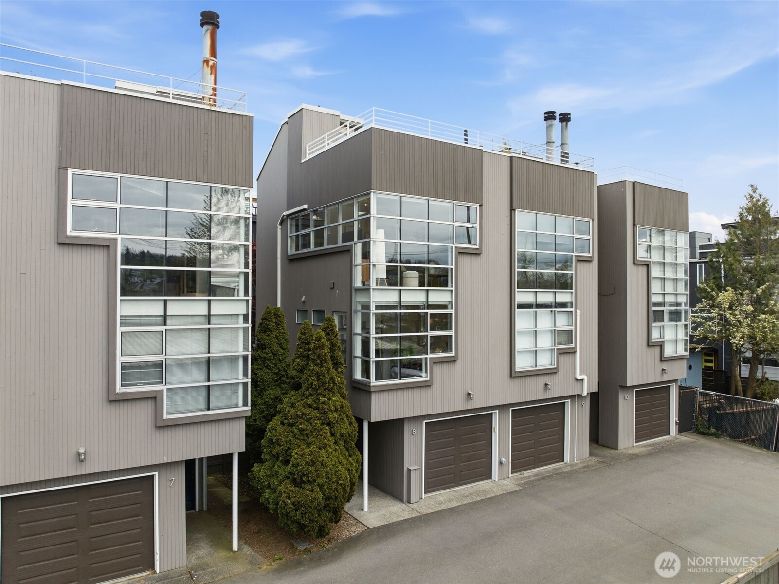 2364 Fairview Avenue E Seattle WA 98102