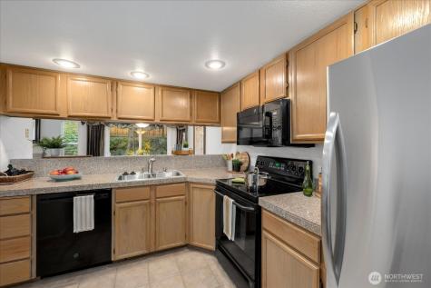 15907 NE 40th Way Redmond WA 98052