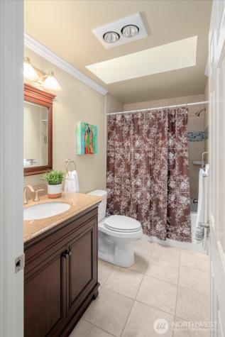 15907 NE 40th Way Redmond WA 98052