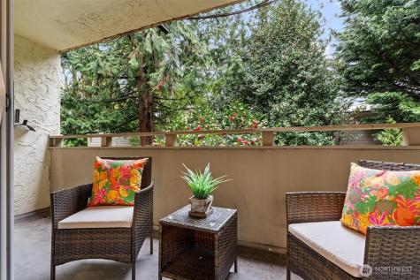 12009 100th Avenue NE Kirkland WA 98034