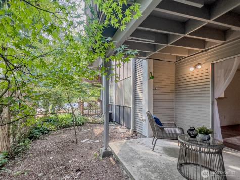 17203 NE 45th Street Redmond WA 98052