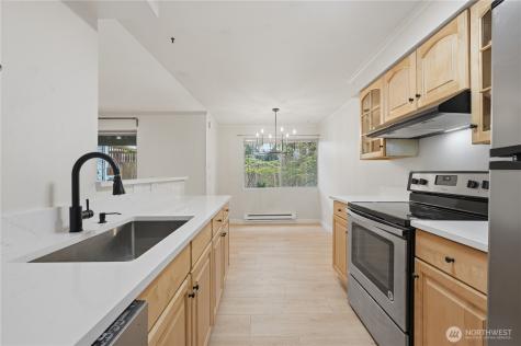 17203 NE 45th Street Redmond WA 98052