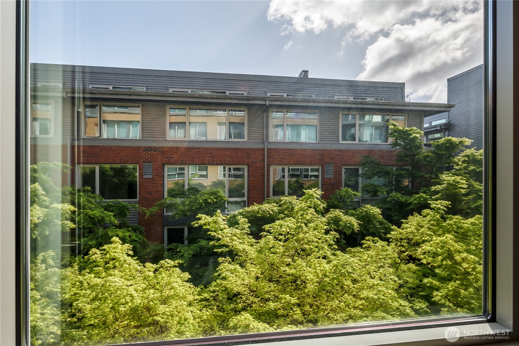 530 Broadway E Seattle WA 98102