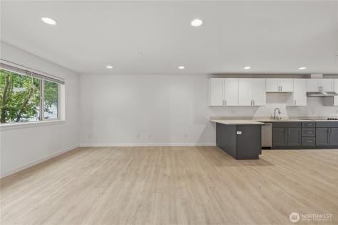 19305 7th Avenue W Lynnwood WA 98036