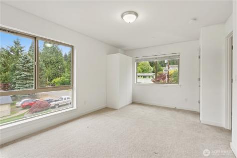19305 7th Avenue W Lynnwood WA 98036