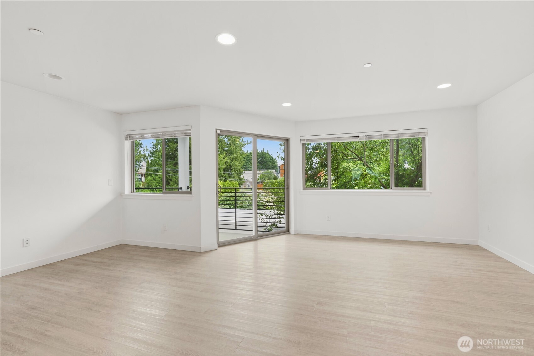 19305 7th Avenue W Lynnwood WA 98036