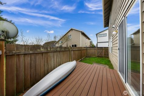 17833 27th Avenue NE Marysville WA 98271