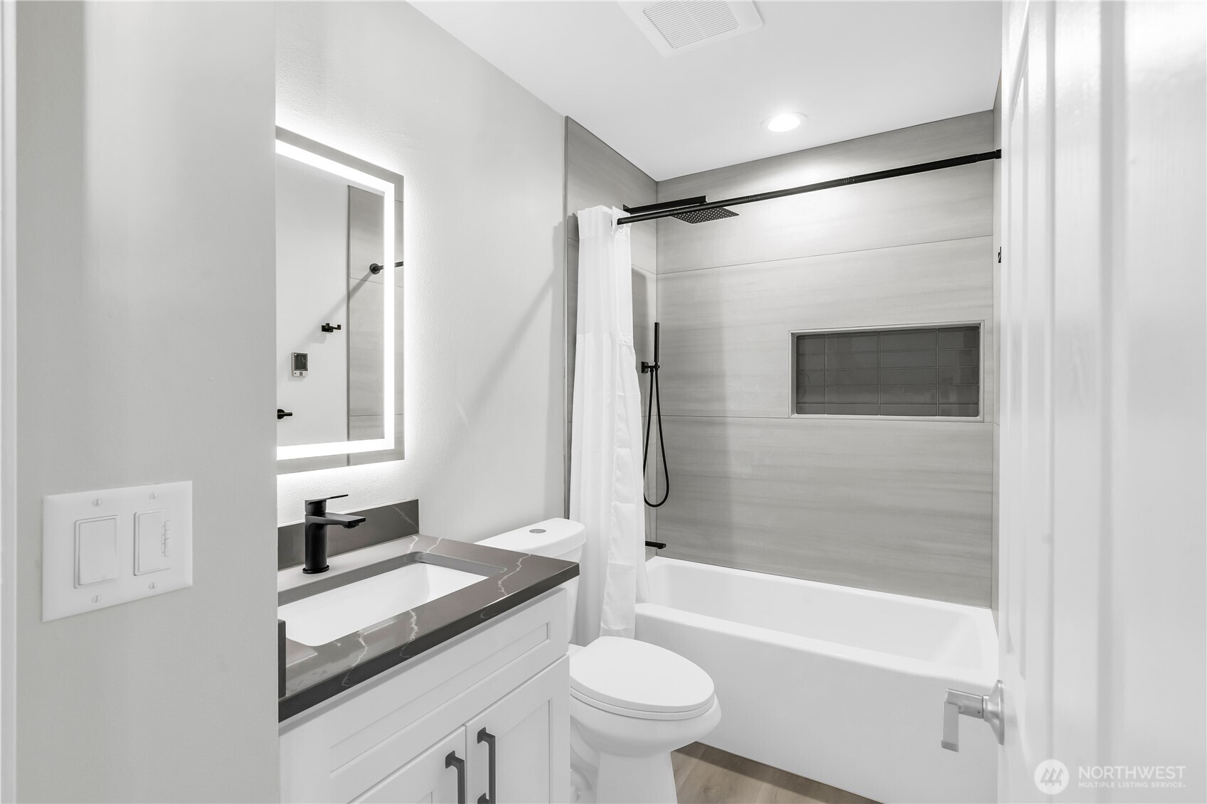 441 NE Alder Street Issaquah WA 98027