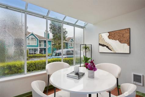 16419 Spruce Way Lynnwood WA 98037