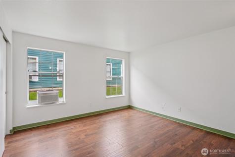 16419 Spruce Way Lynnwood WA 98037