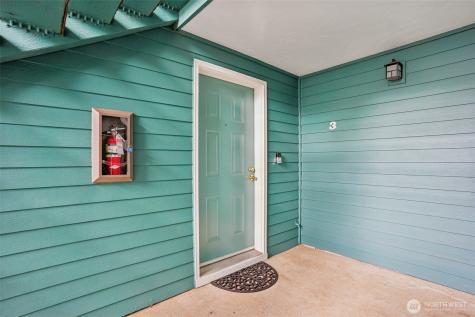 16419 Spruce Way Lynnwood WA 98037