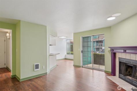 16419 Spruce Way Lynnwood WA 98037
