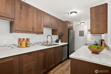 1100 NE Harrington Avenue NE Renton WA 98056