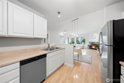 9210 Market Place Lake Stevens WA 98258