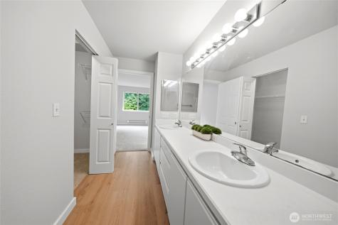 9210 Market Place Lake Stevens WA 98258