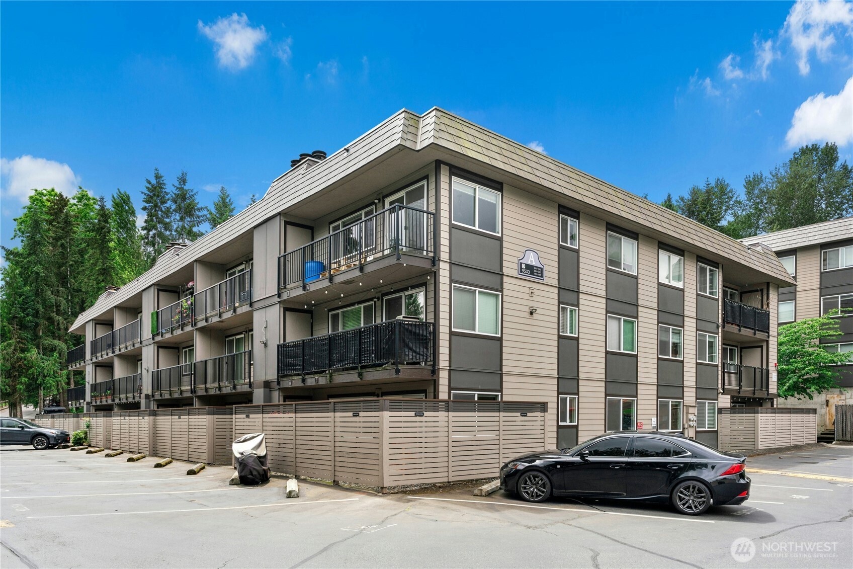 9523 NE 180th Street Bothell WA 98011