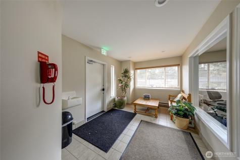 31500 33rd Place SW Federal Way WA 98023