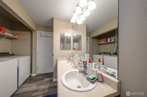 31500 33rd Place SW Federal Way WA 98023