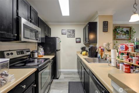 31500 33rd Place SW Federal Way WA 98023