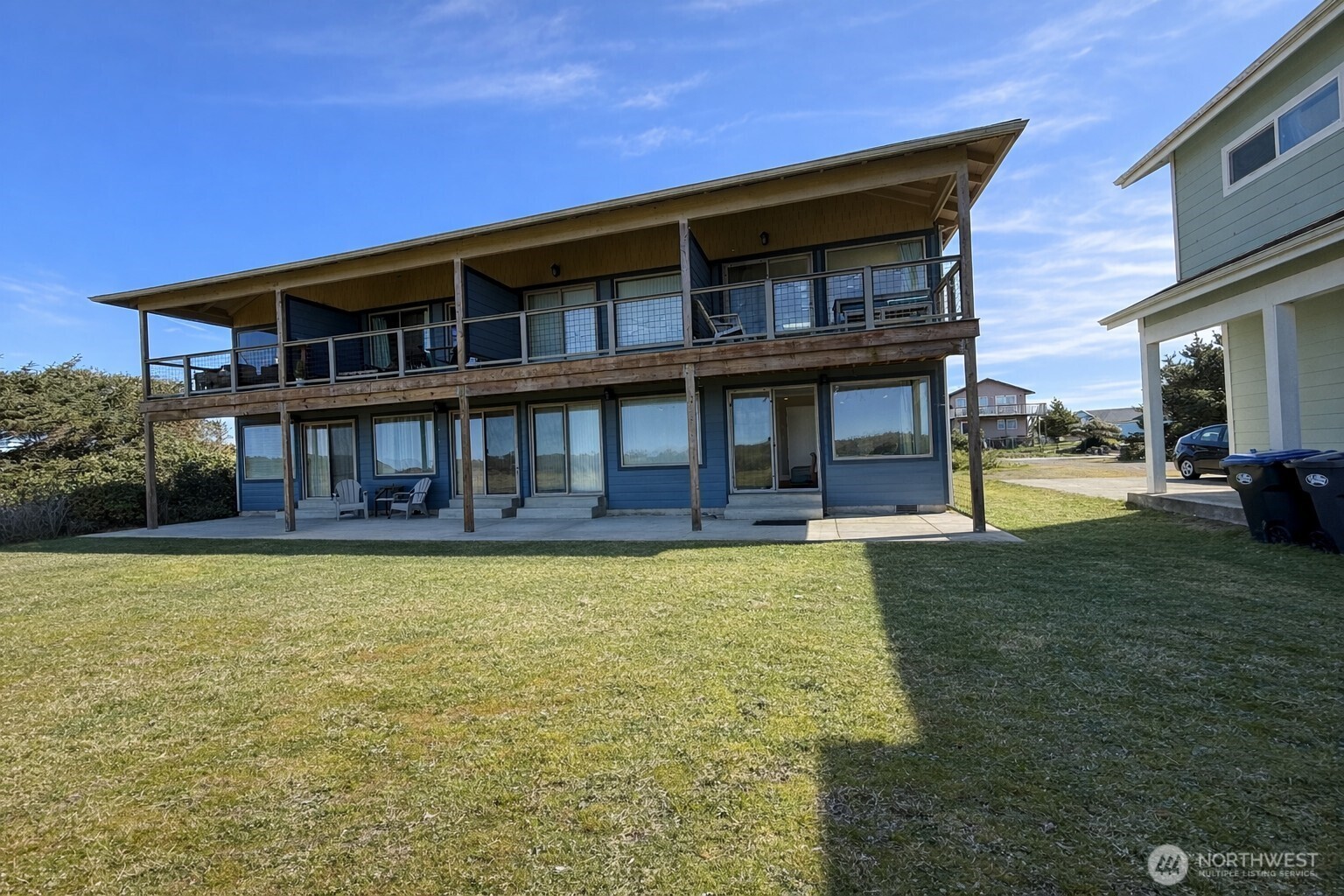 1027 S Sand Dune Avenue SW Ocean Shores WA 98569