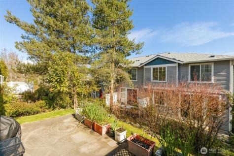 6895 Holly Park Drive S Seattle WA 98118