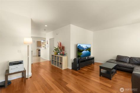 6895 Holly Park Drive S Seattle WA 98118