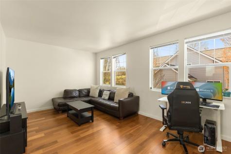 6895 Holly Park Drive S Seattle WA 98118