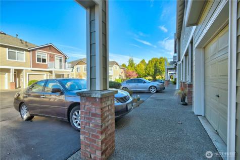538 241st Lane SE Sammamish WA 98074
