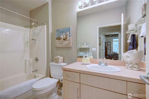 538 241st Lane SE Sammamish WA 98074