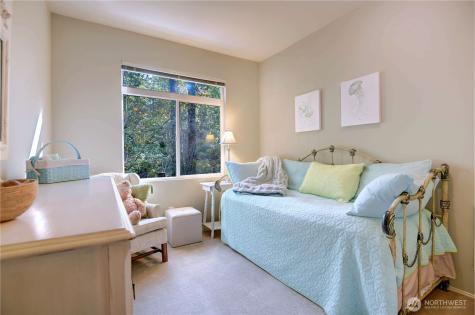 538 241st Lane SE Sammamish WA 98074